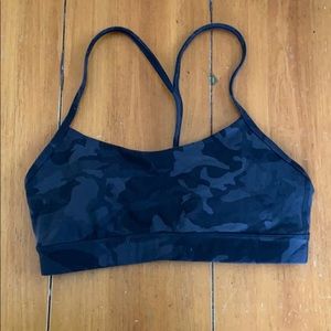 Lululemon camo sports bra